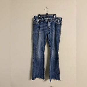 Silver Jeans Frances Bootcut Women’s Size 31 Denim Low Rise Y2K Distressed